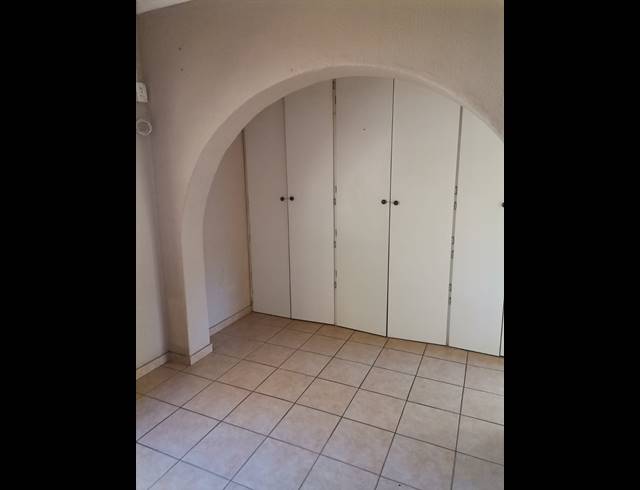 2 BEDROOM APARTMENT TO LET IN BIRCHLEIGH NORTH